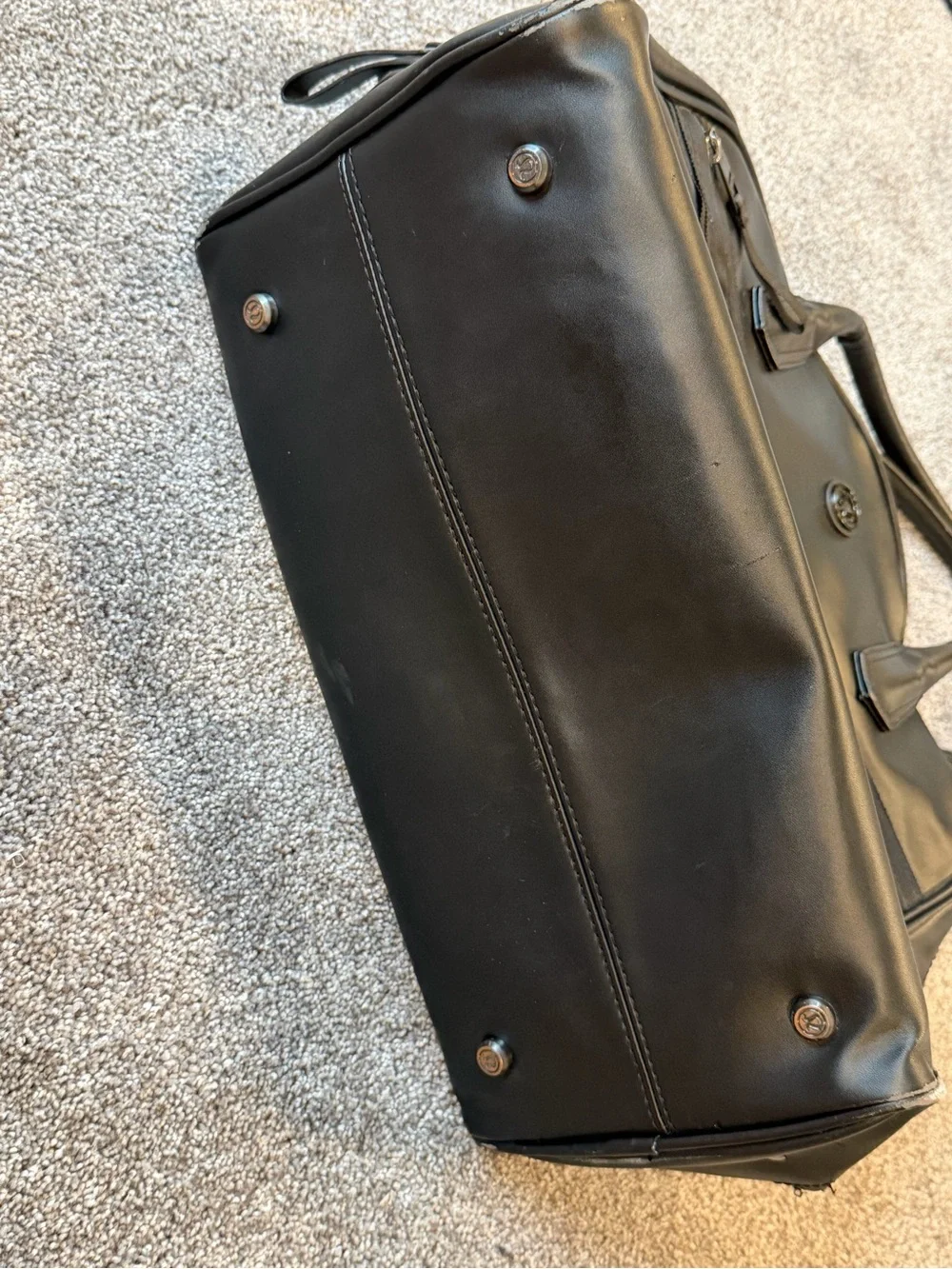 Black Lululemon Gym bag